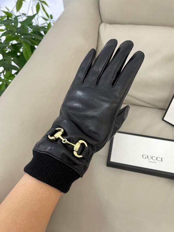 Gucci Gloves 61 (6)