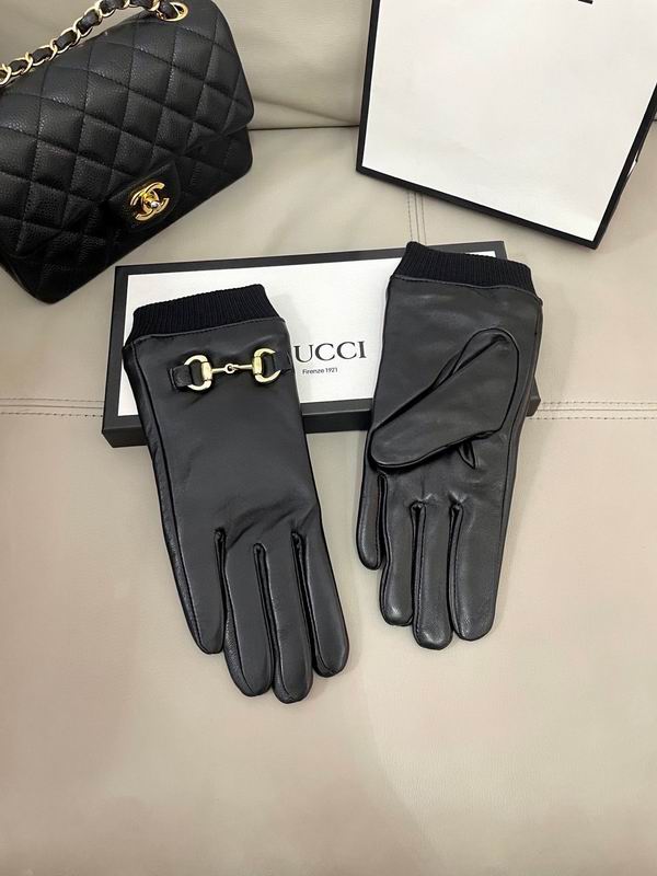 Gucci Gloves 61 (8)