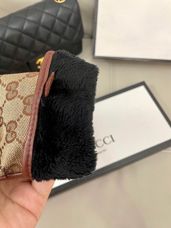 Gucci Gloves 63 (10)