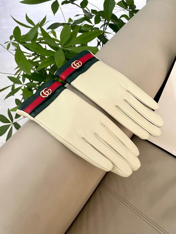Gucci Gloves 76 (6)