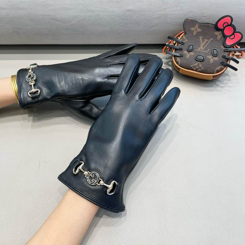 Gucci Gloves M L 05 (5)