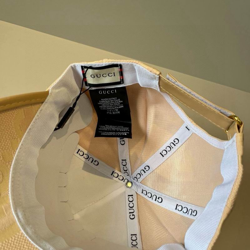 Gucci cap (1649)