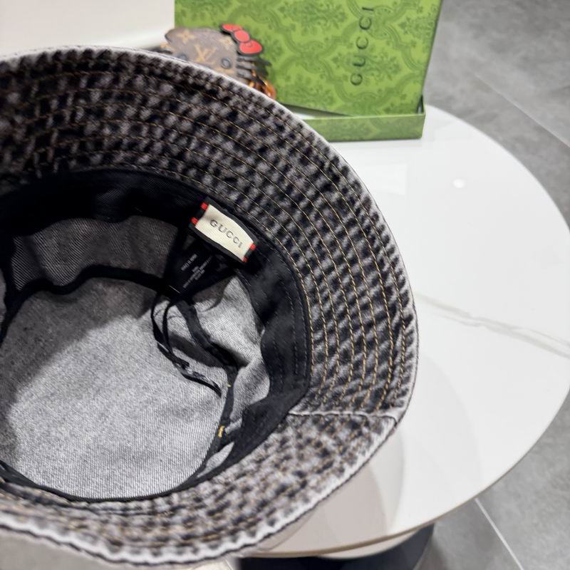 Gucci hat (1866)