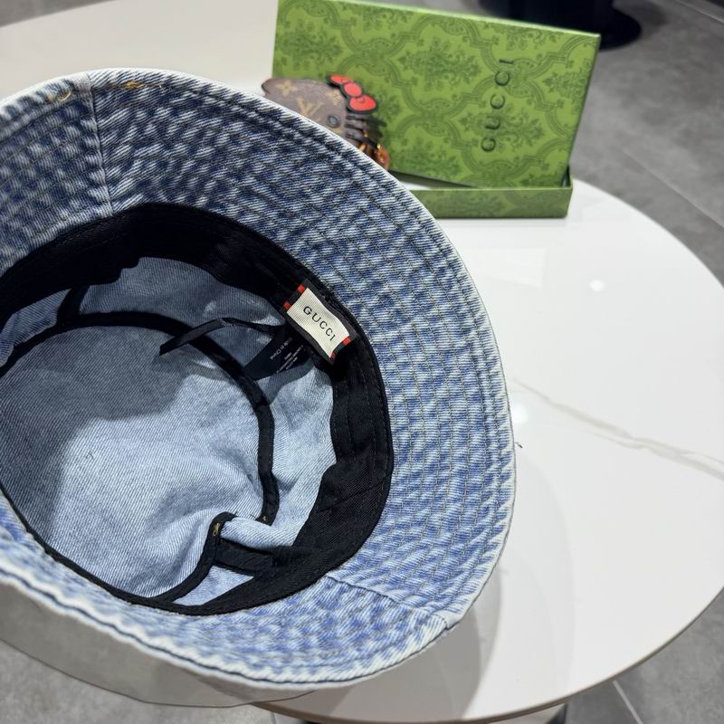 Gucci hat (1884)