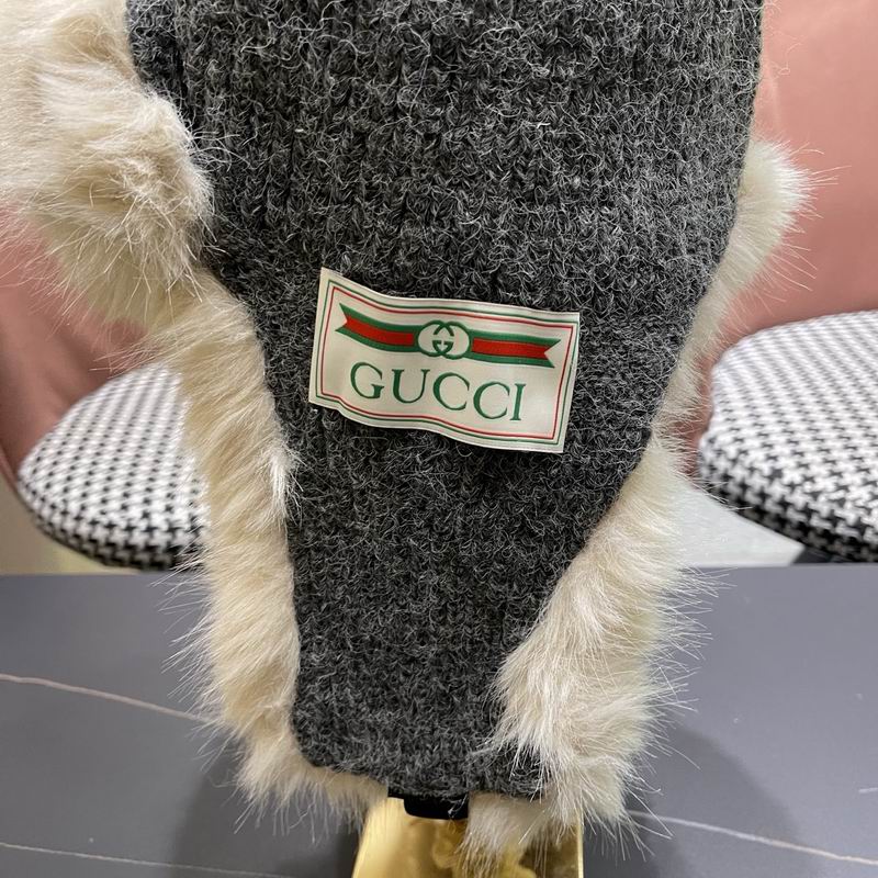 Gucci hat (2002)
