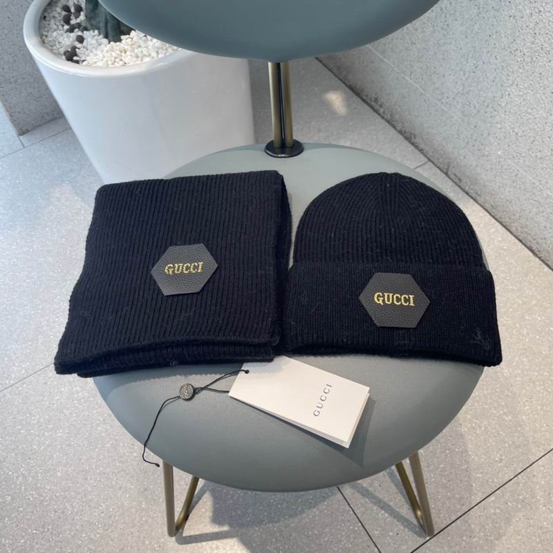 Gucci scarf hat (250)