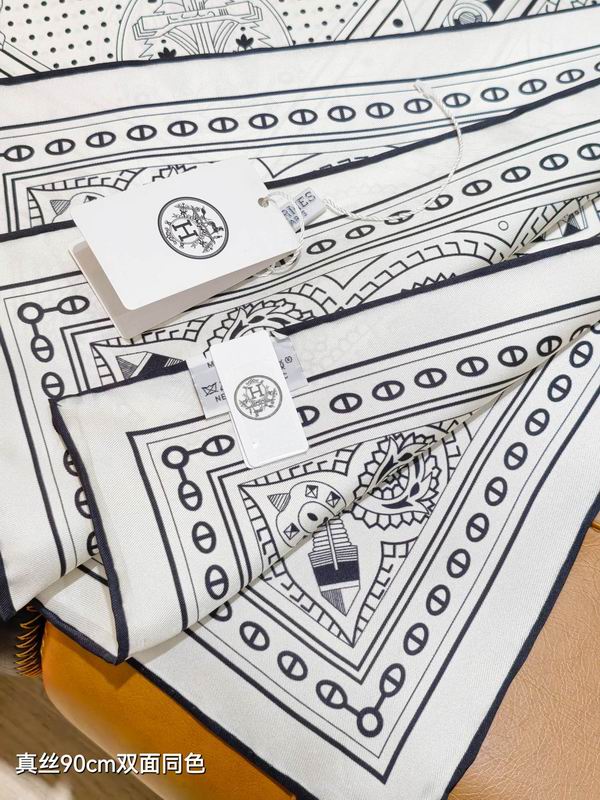Hermes silk Scarf 90X90cm E05 (32)