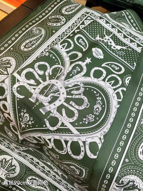Hermes silk Scarf 90X90cm E05 (6)
