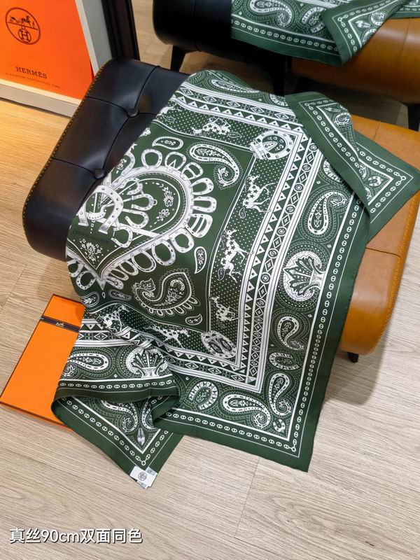 Hermes silk Scarf 90X90cm E05 (7)