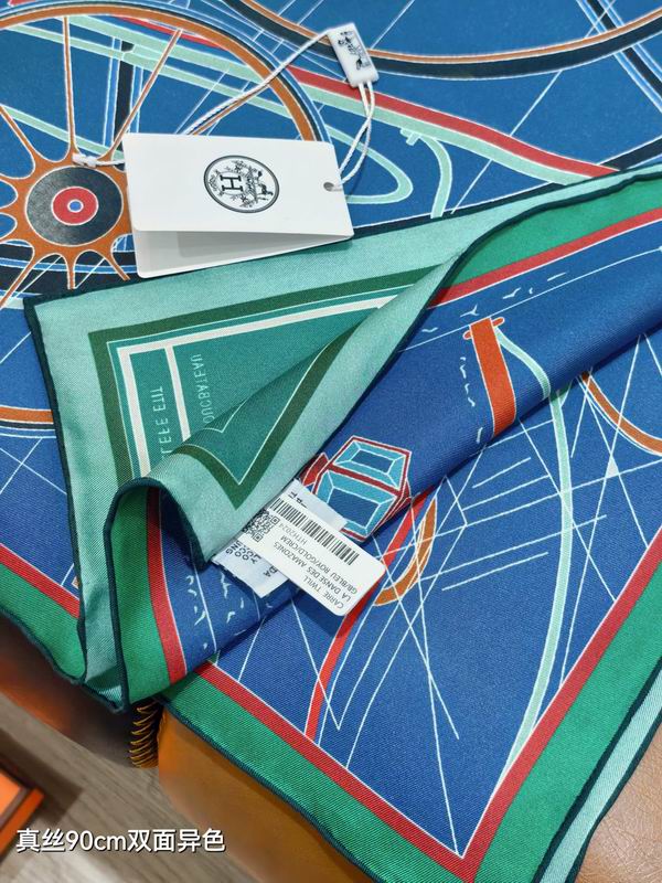Hermes silk Scarf 90X90cm E35 (33)