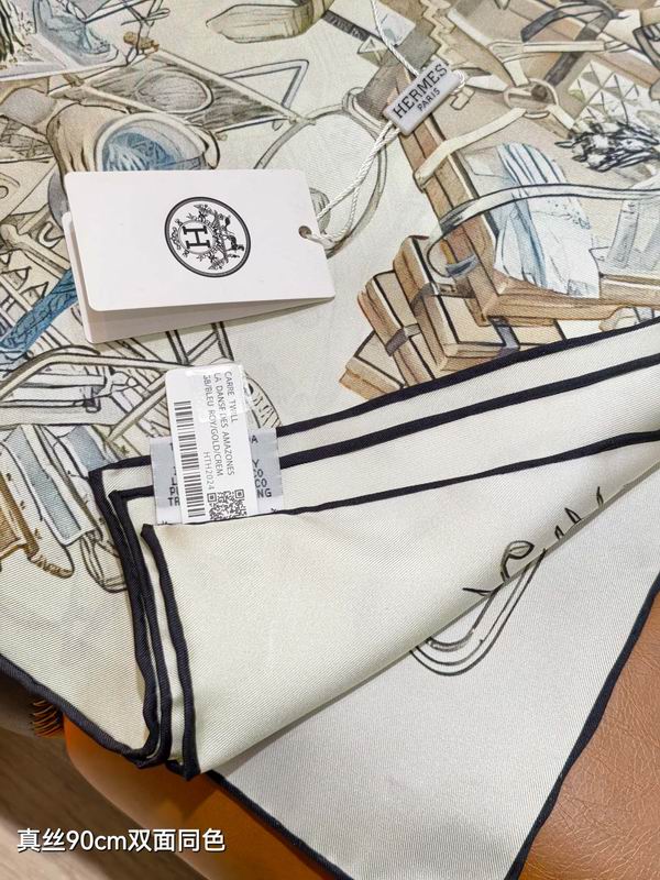 Hermes silk Scarf 90X90cm E40 (14)