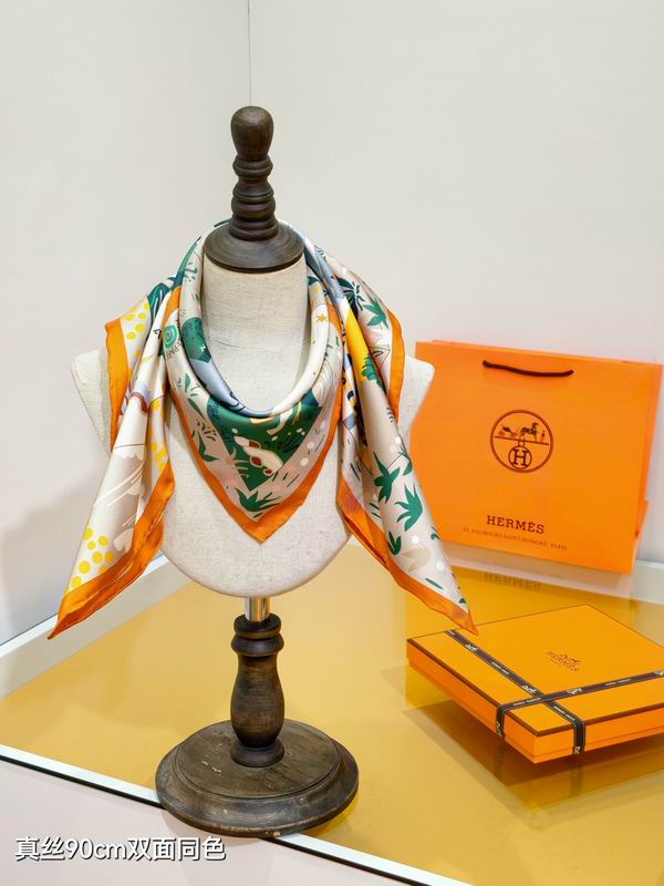 Hermes silk scarf 90X90cm E07 (3)