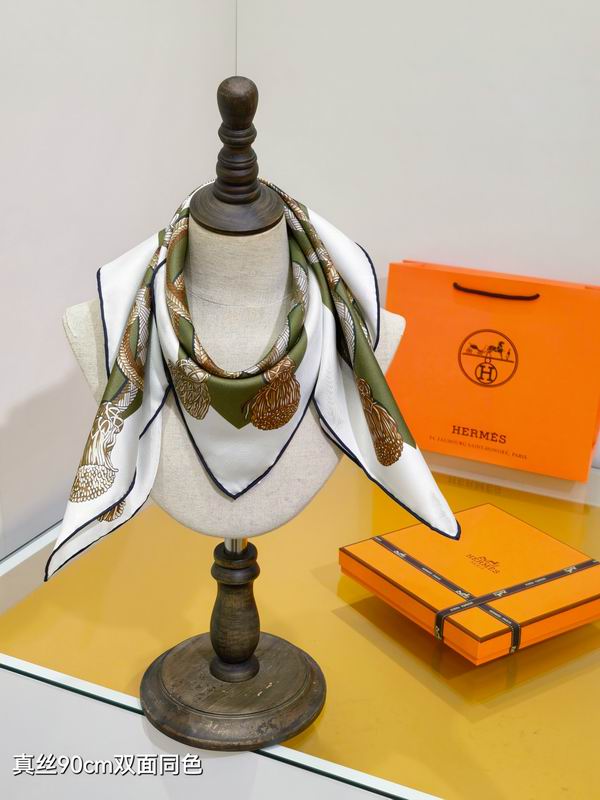 Hermes silk scarf 90X90cm E34 (12)