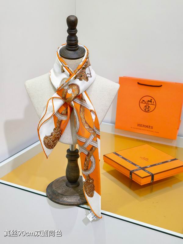 Hermes silk scarf 90X90cm E34 (20)