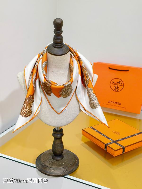 Hermes silk scarf 90X90cm E34 (21)