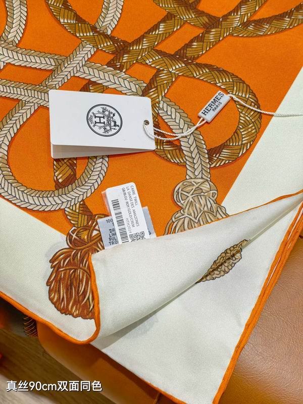 Hermes silk scarf 90X90cm E34 (23)