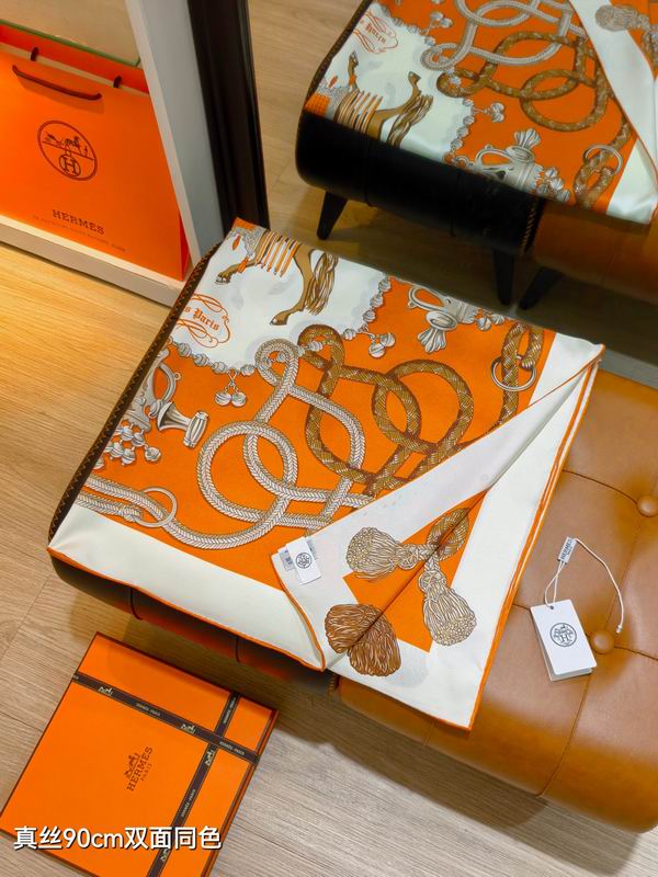 Hermes silk scarf 90X90cm E34 (26)