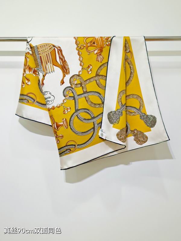 Hermes silk scarf 90X90cm E34 (32)