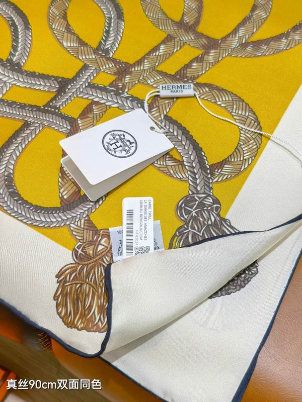 Hermes silk scarf 90X90cm E34 (33)