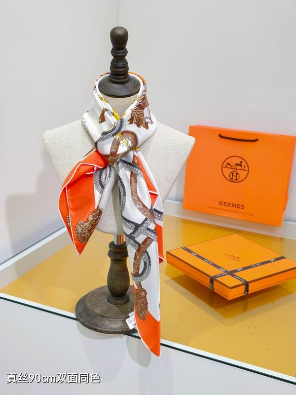 Hermes silk scarf 90X90cm E34 (38)