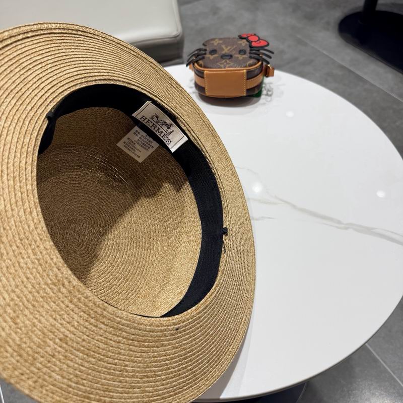 Hermes top hat (210)