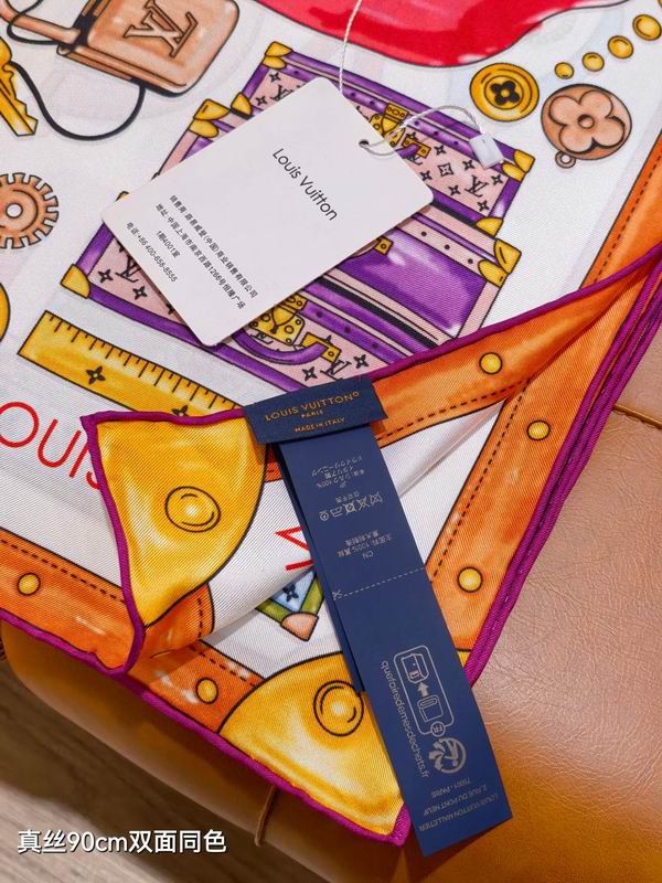 LV  silk scarf 90X90cm E01 (4)