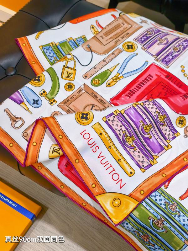 LV  silk scarf 90X90cm E01 (5)