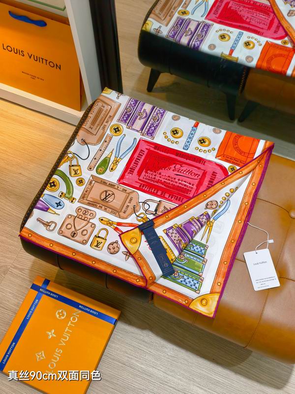 LV  silk scarf 90X90cm E01 (7)