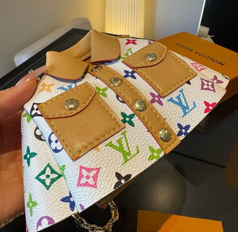 LV AirPods (7)