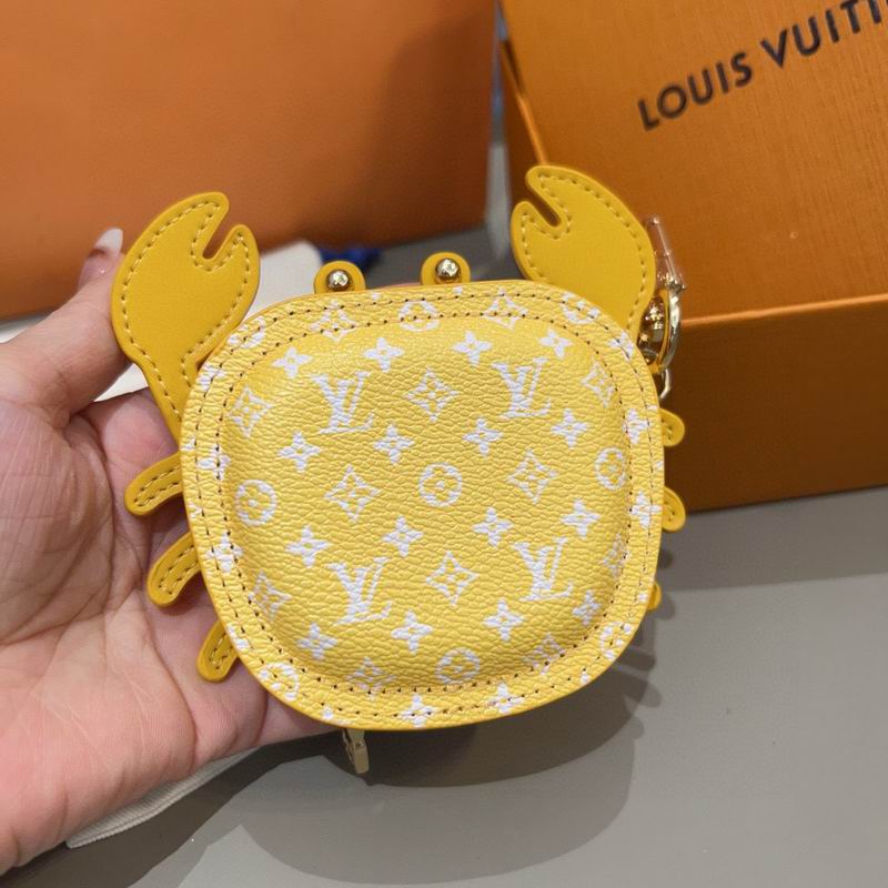 LV AirPods bag (22)