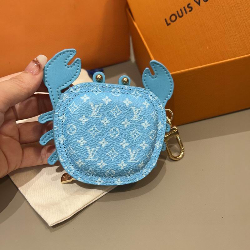 LV AirPods bag (37)
