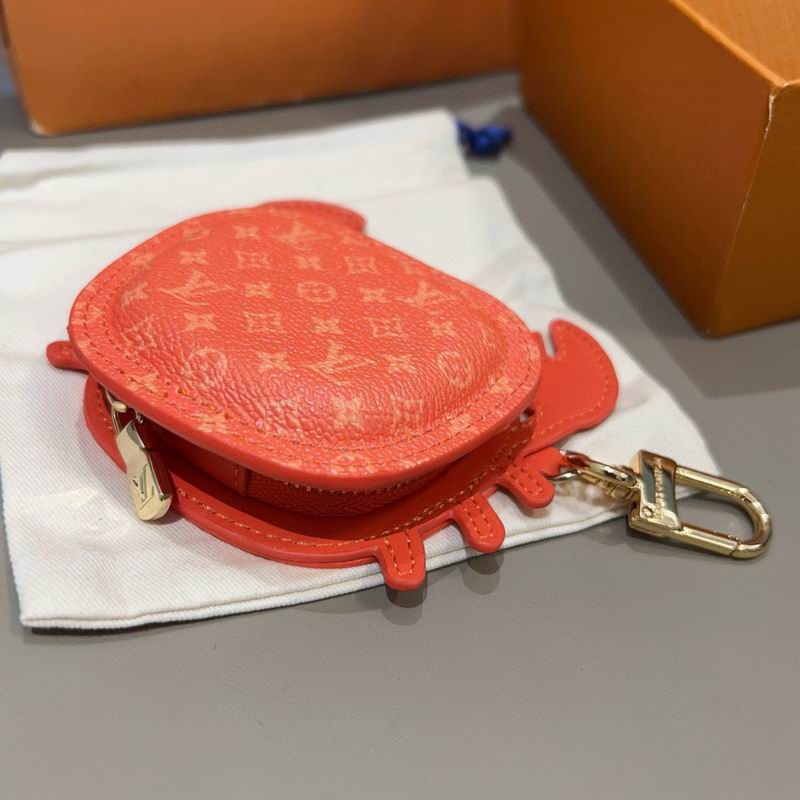 LV AirPods bag (41)