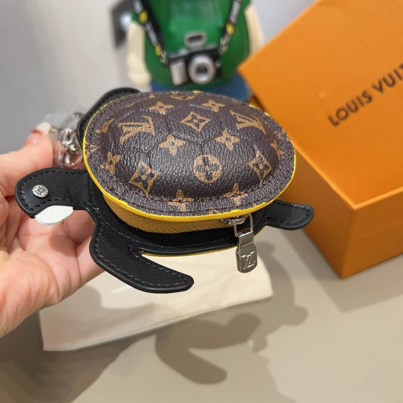 LV AirPods bag (71)