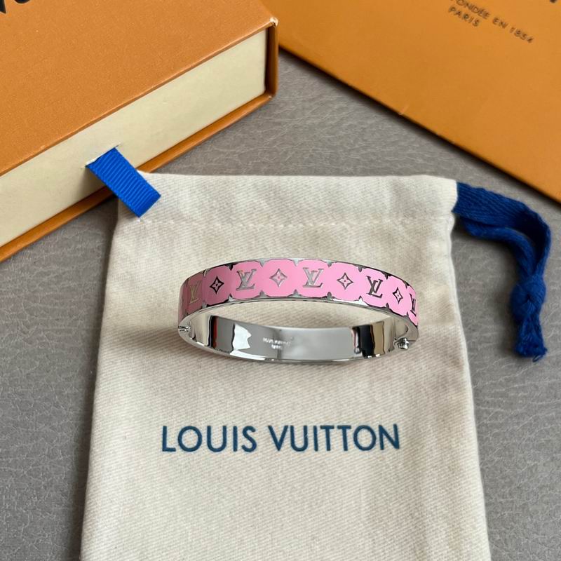 LV Bracelet 01yxx284 (28)