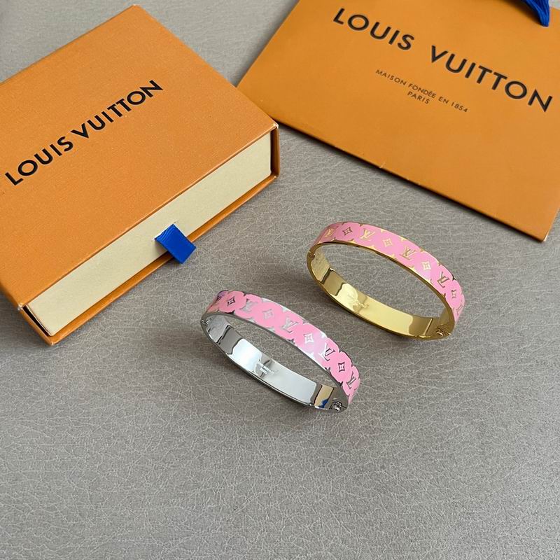 LV Bracelet 01yxx284 (4)