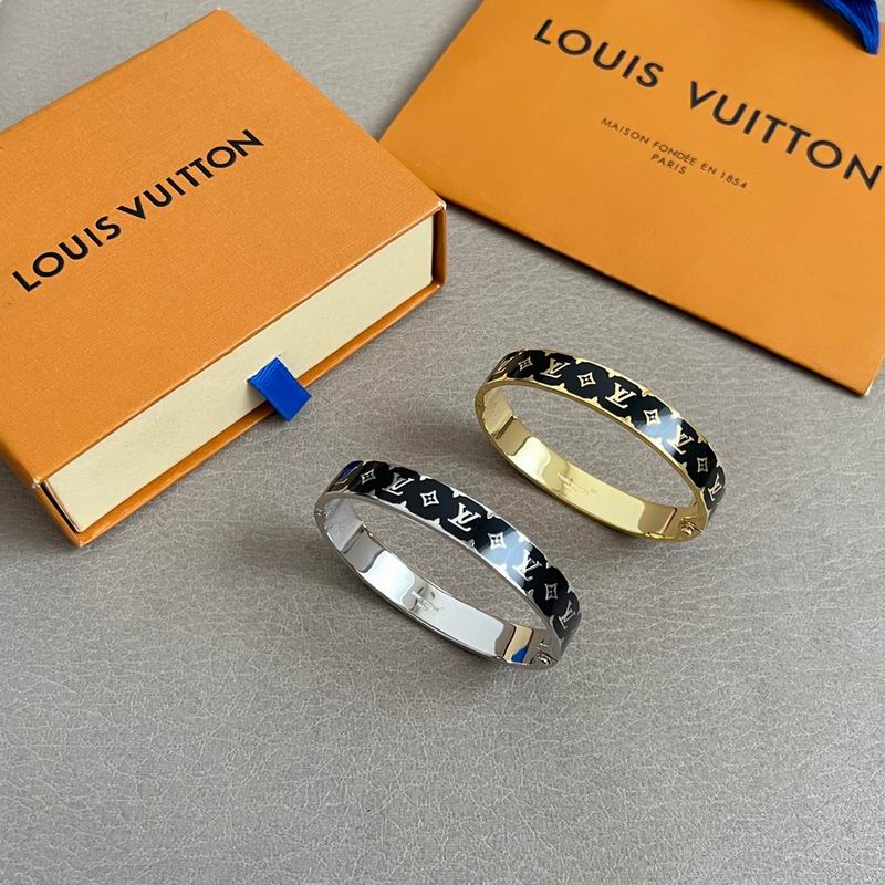 LV Bracelet 01yxx284 (5)