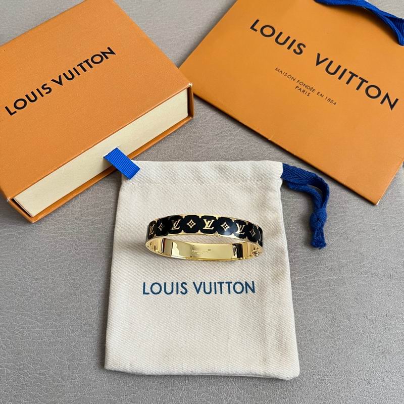LV Bracelet 01yxx284 (6)