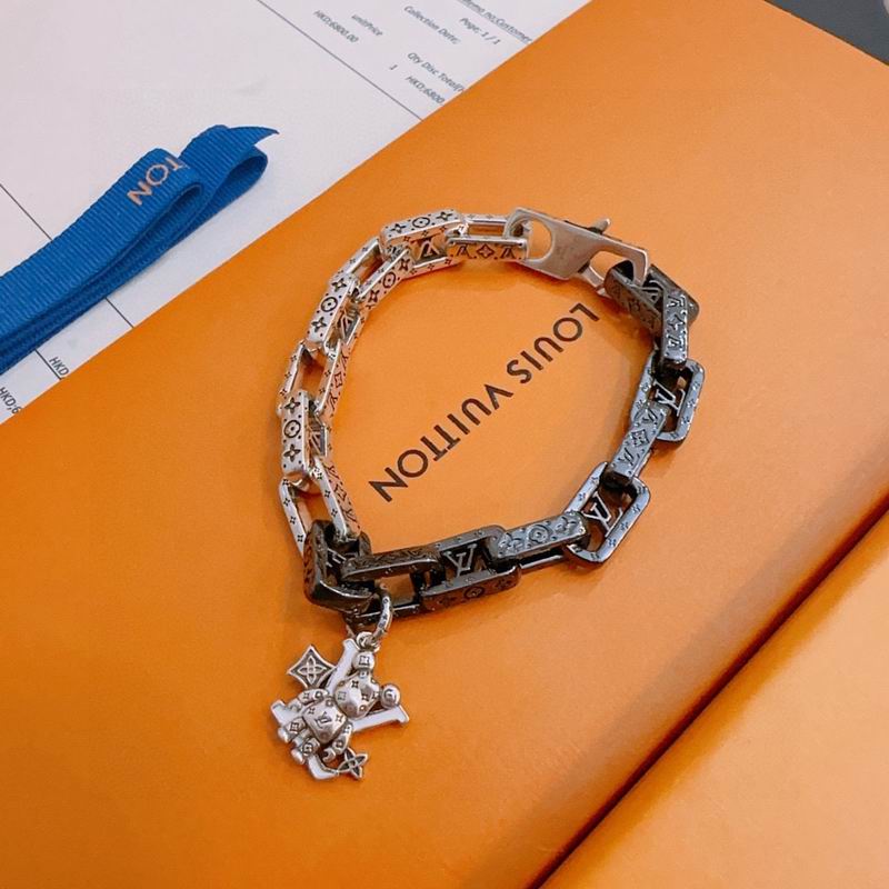 LV Bracelet 01yxx289 (6)