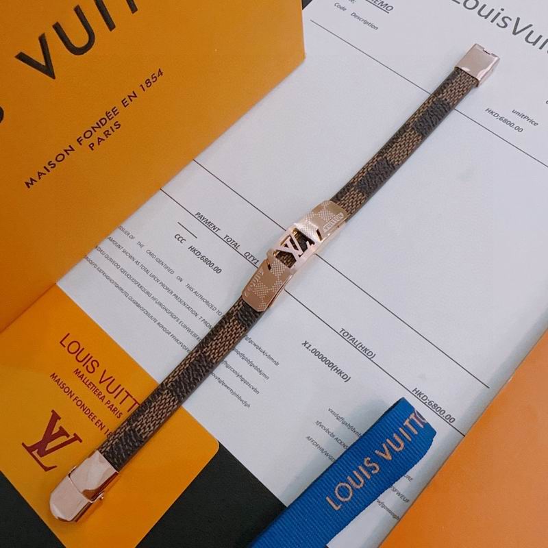 LV Bracelet 01yxx292 (2)