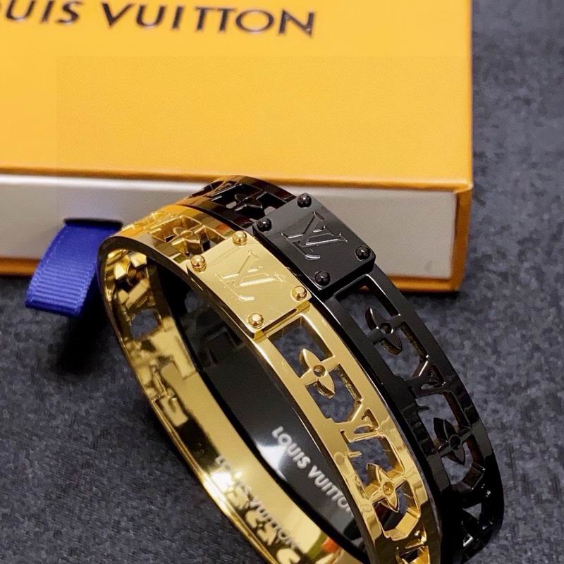 LV Bracelet 01yxx293 (5)