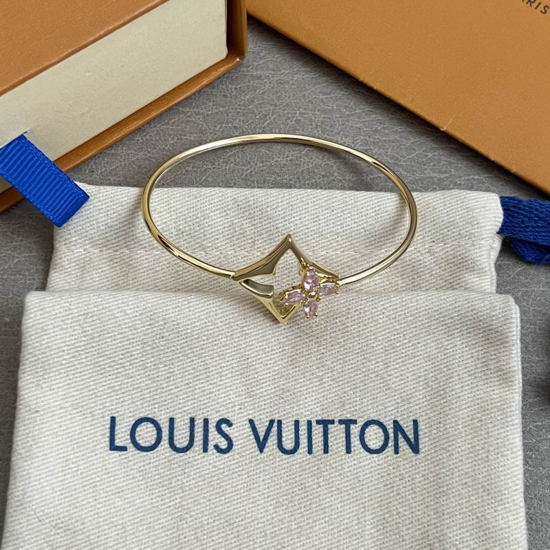 LV Bracelet 01yxx296 (4)