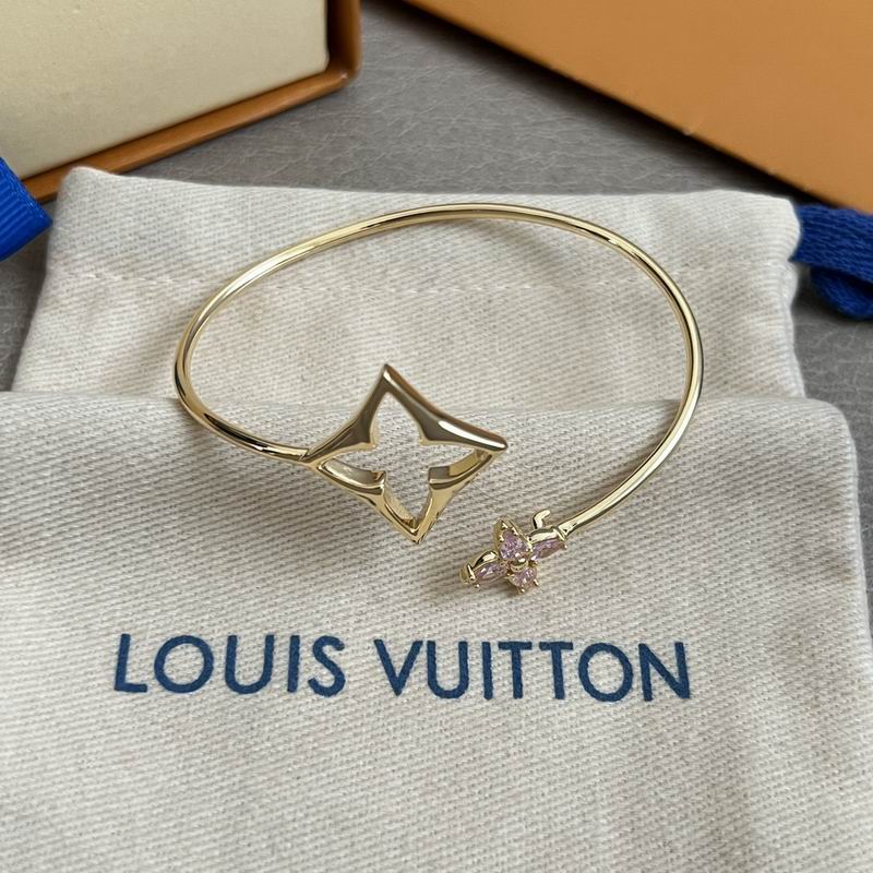 LV Bracelet 01yxx296 (6)