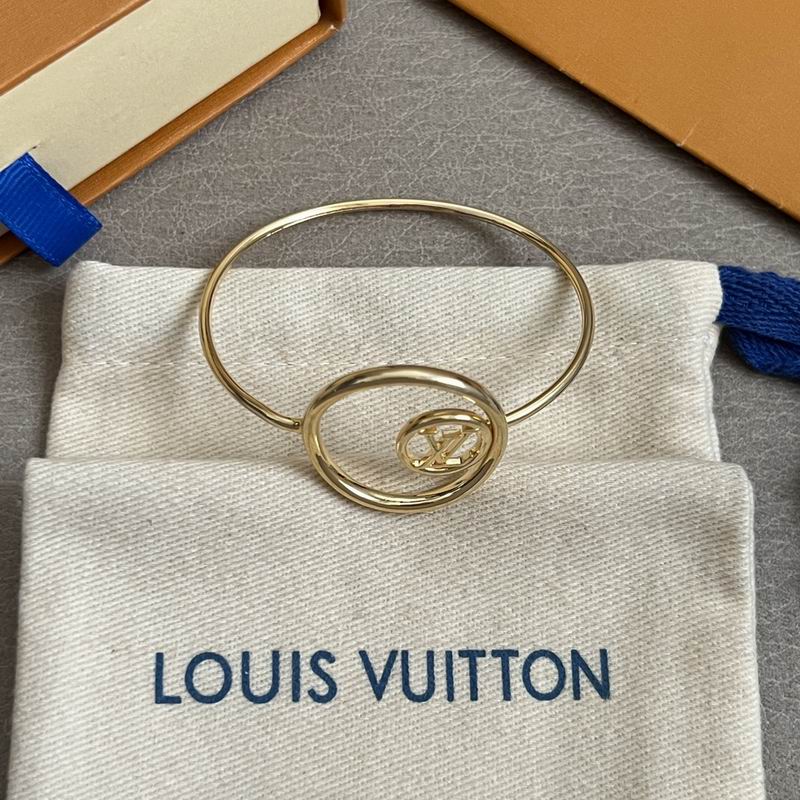 LV Bracelet 01yxx308 (3)