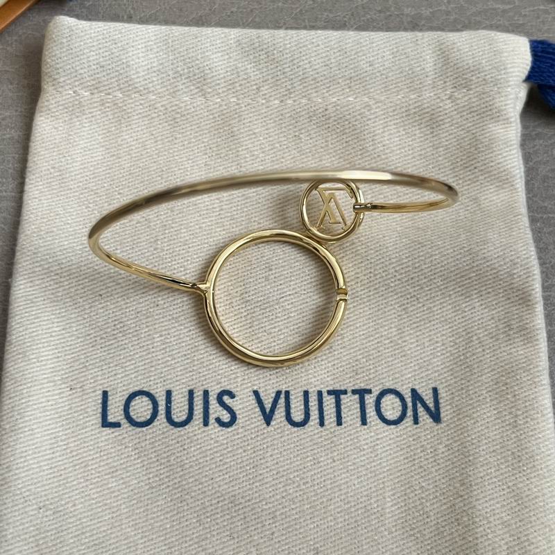 LV Bracelet 01yxx308 (5)