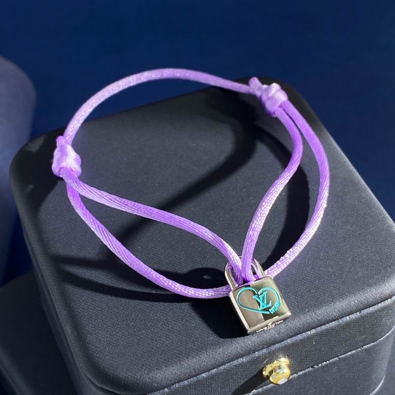 LV Bracelet 01yxx310 (15)