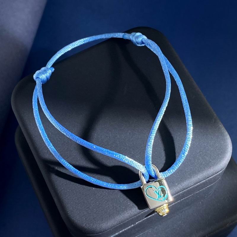 LV Bracelet 01yxx310 (7)