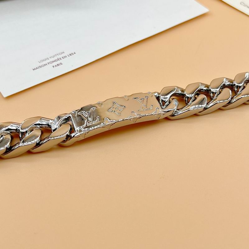 LV Bracelet 01yxx312 (6)