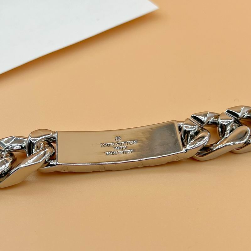 LV Bracelet 01yxx312 (7)