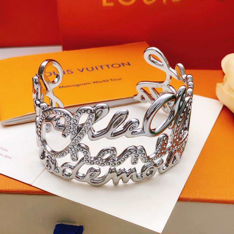 LV Bracelet 01yxx315 (8)