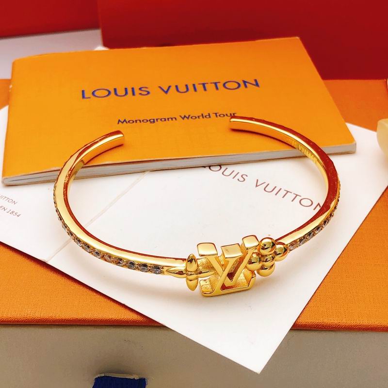 LV Bracelet 01yxx319 (6)